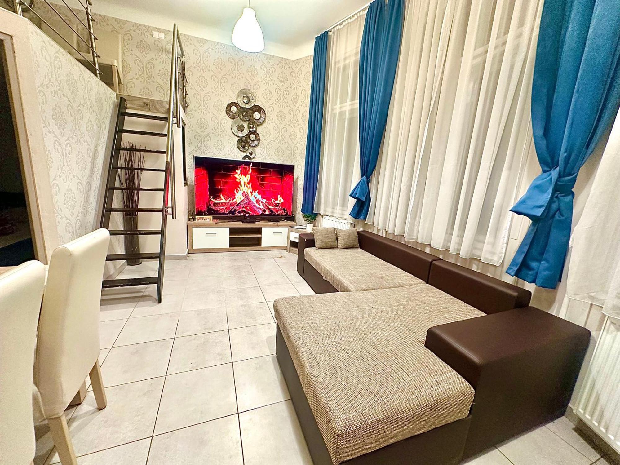 Apartment The Pearl Of Vaci Street Residences